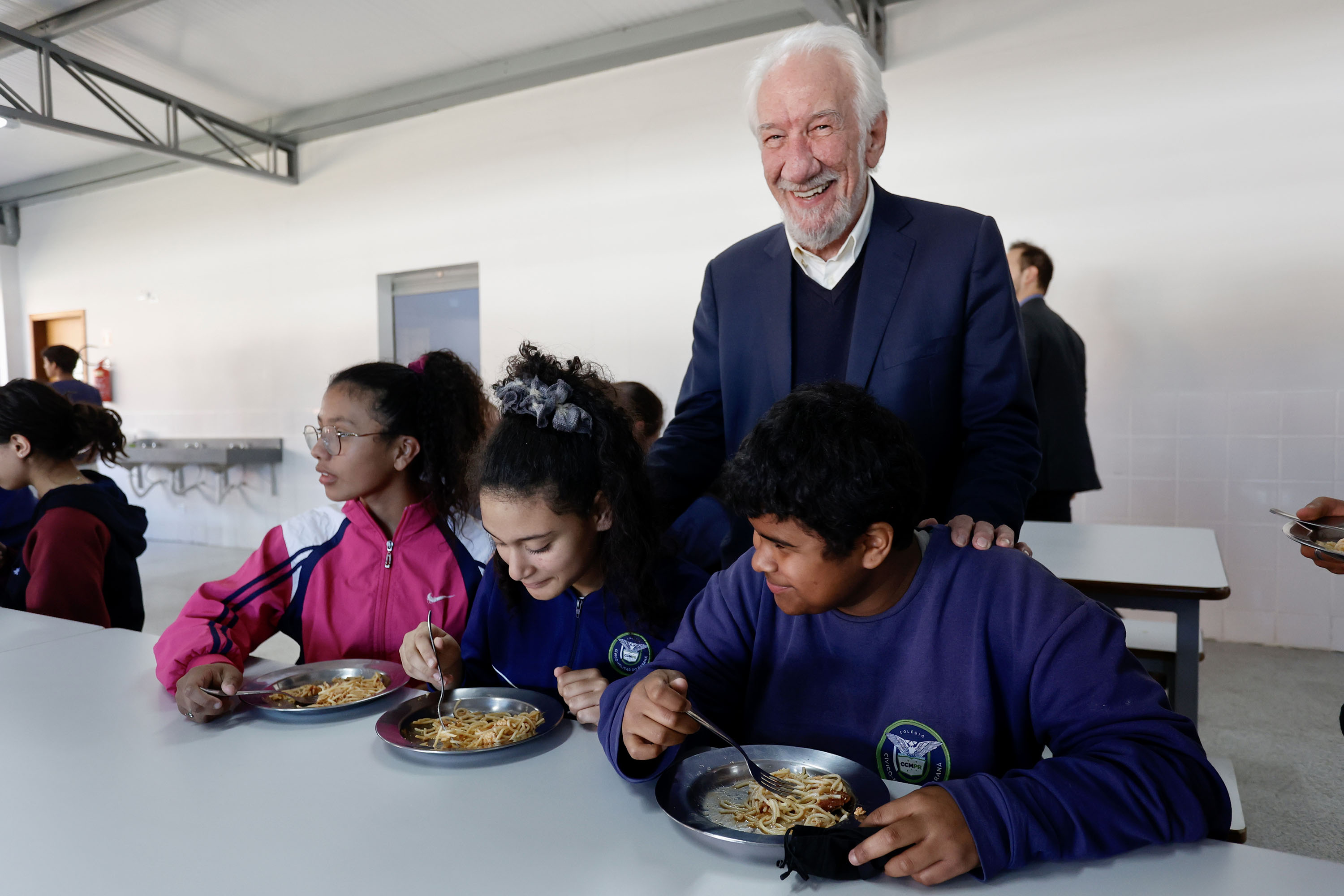 Governo Inaugura Ltima Escola Paralisada Pela Opera O Quadro Negro